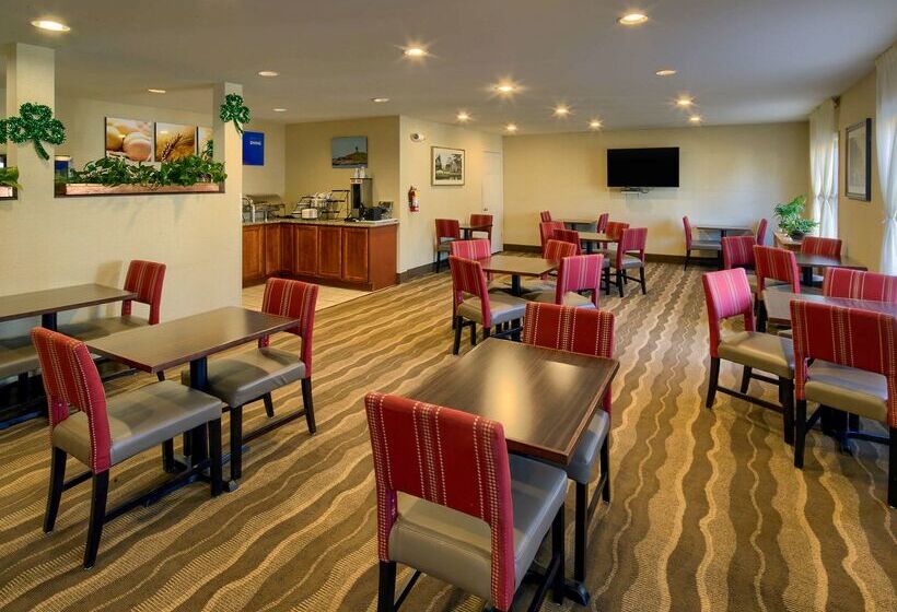 هتل Comfort Inn Brunswick