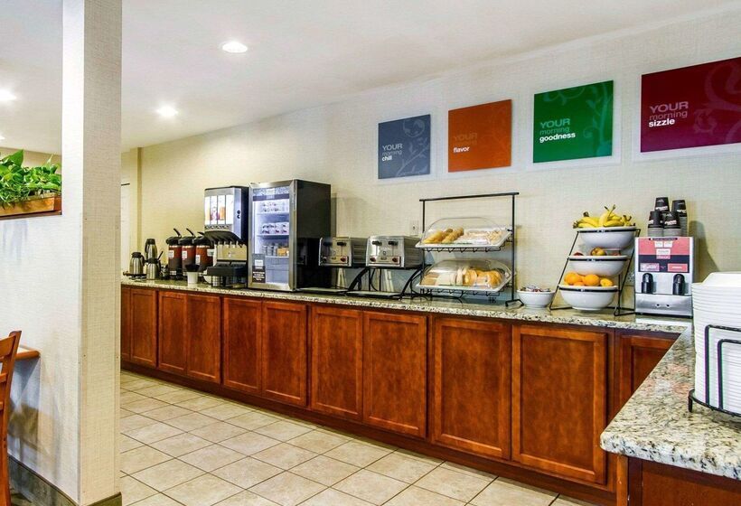 هتل Comfort Inn Brunswick