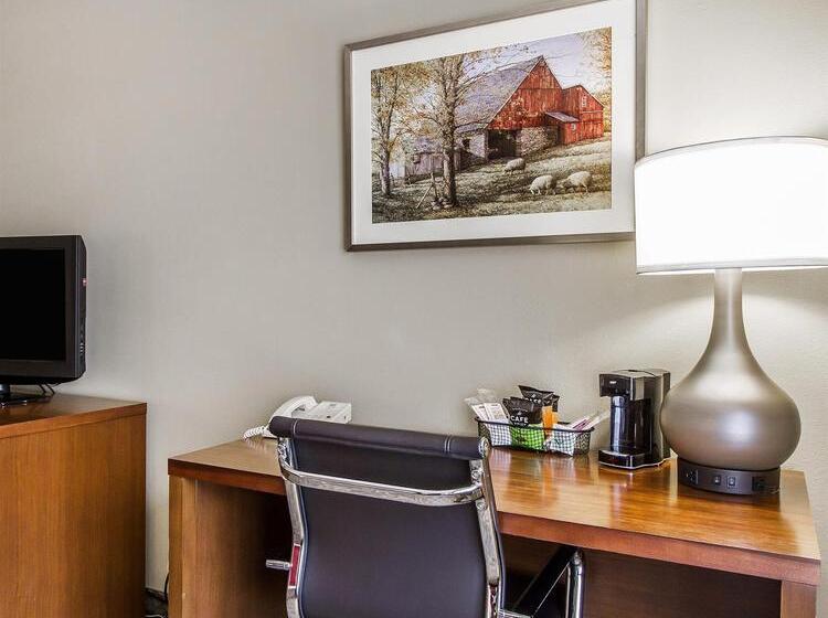 هتل Comfort Inn Brunswick