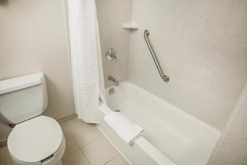 酒店 Comfort Inn & Suites Near Fallon Naval Air Station