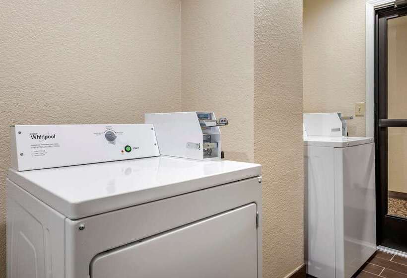 בית מלון כפרי Comfort Inn Near Kokomo Speedway