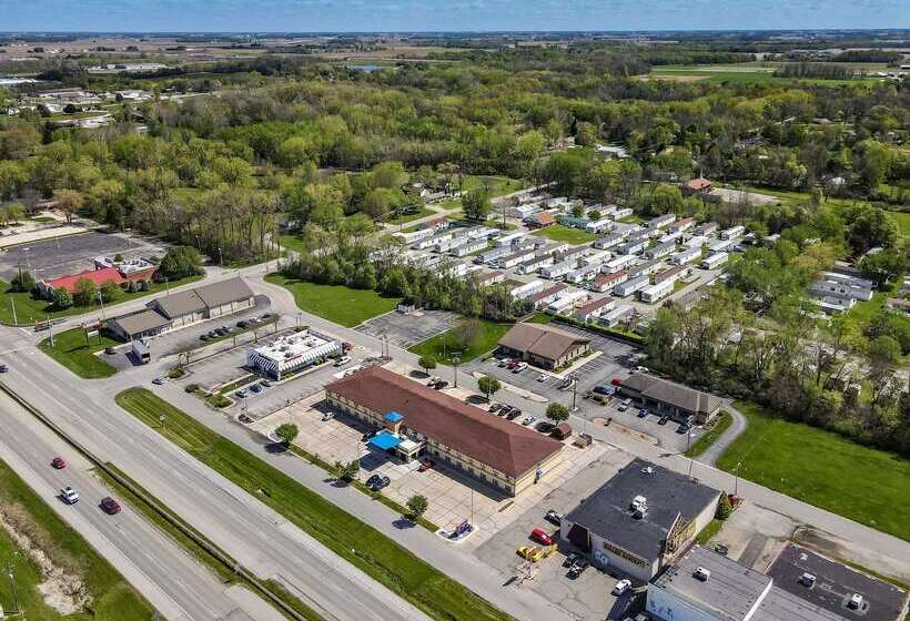 בית מלון כפרי Comfort Inn Near Kokomo Speedway