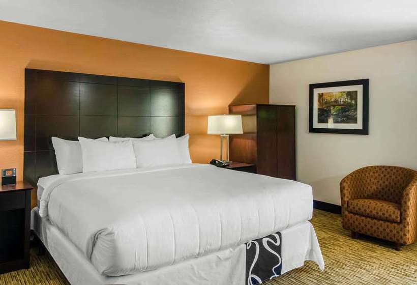 هتل Comfort Inn & Suites Ashland