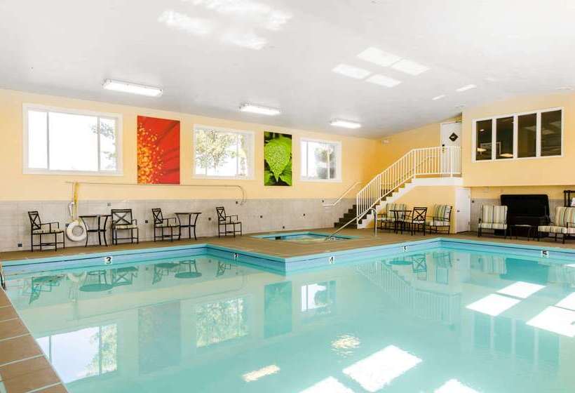 هتل Comfort Inn & Suites Ashland