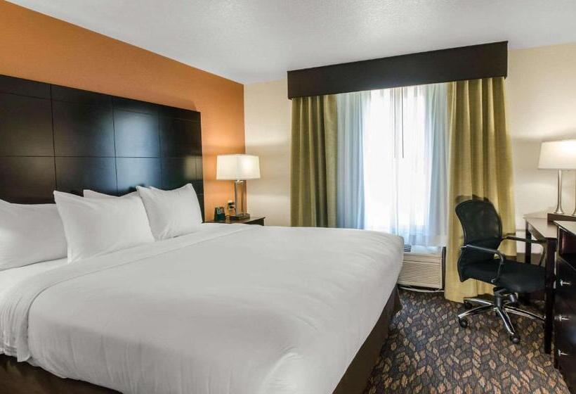 هتل Comfort Inn & Suites Ashland