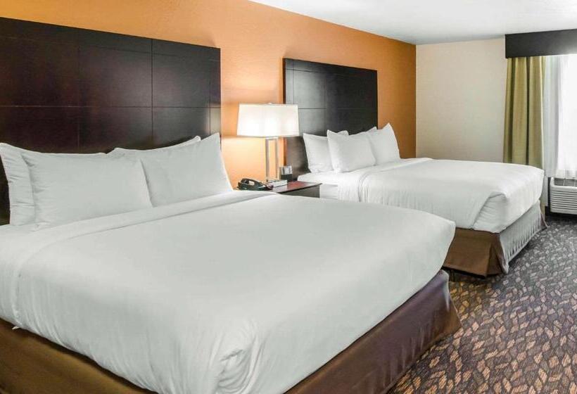 هتل Comfort Inn & Suites Ashland