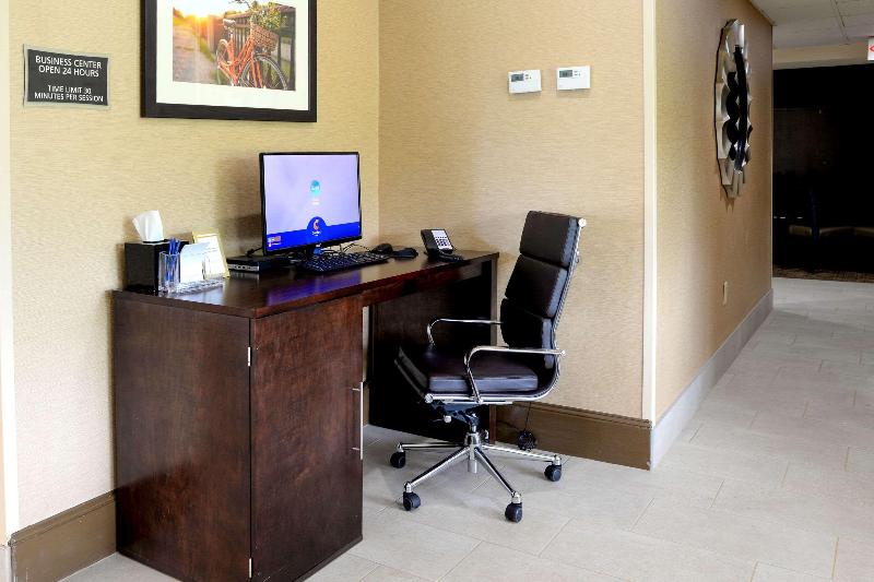 هتل Comfort Inn University Durham  Chapel Hill