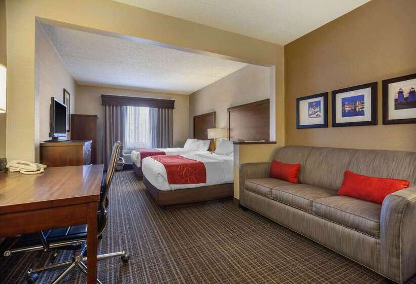 هتل Comfort Suites