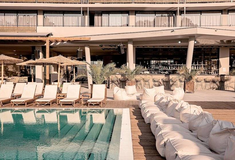 ホテル Sunny Beach Club Adults Only #youthfulvibes