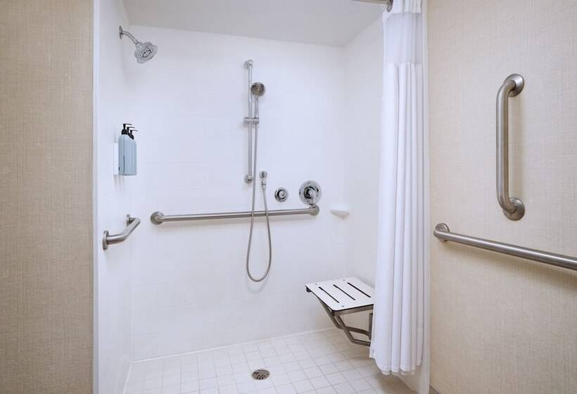 هتل Courtyard By Marriott Charleston Historic District