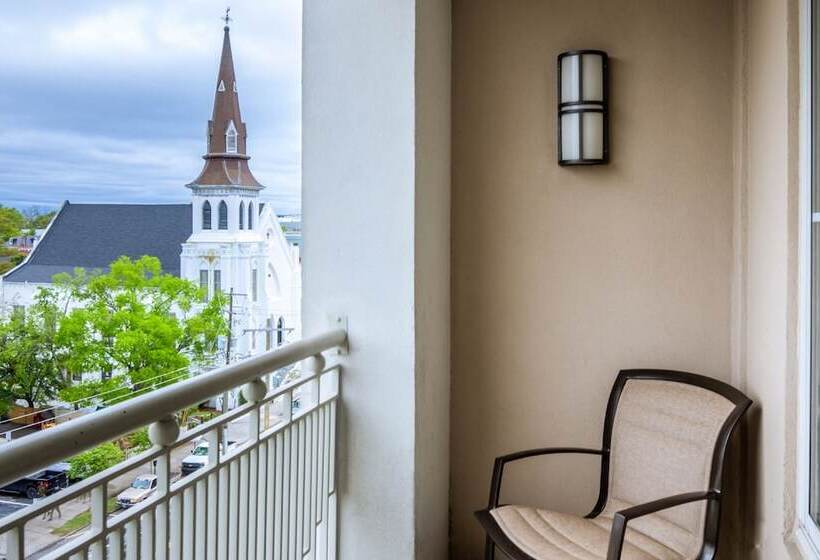 هتل Courtyard By Marriott Charleston Historic District