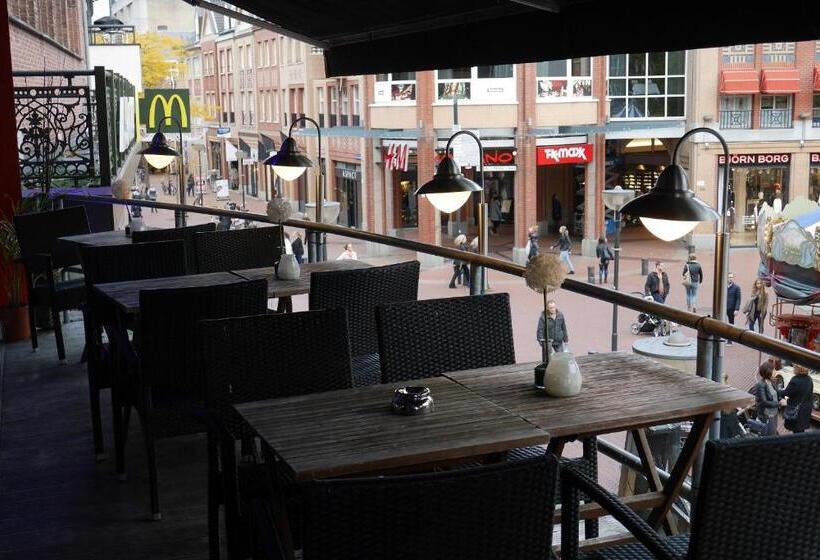 هتل Crown Inn