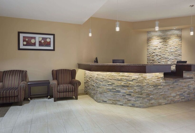 בית מלון כפרי Days Inn By Wyndham Dalhousie