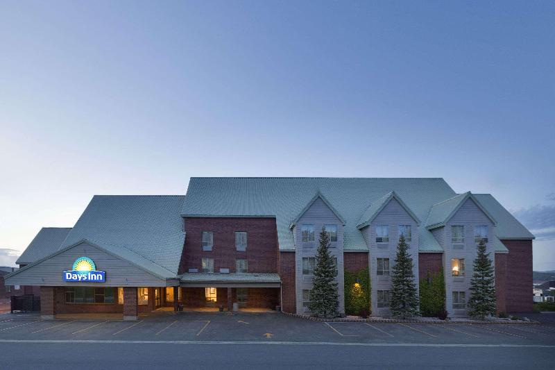 בית מלון כפרי Days Inn By Wyndham Dalhousie