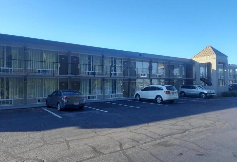 ホテル Days Inn By Wyndham Goldsboro