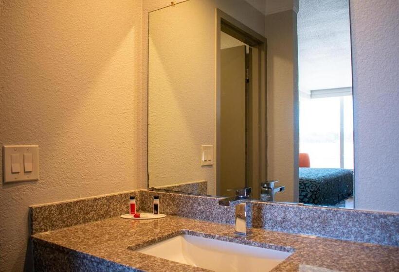 هتل Days Inn By Wyndham Hillsboro Tx