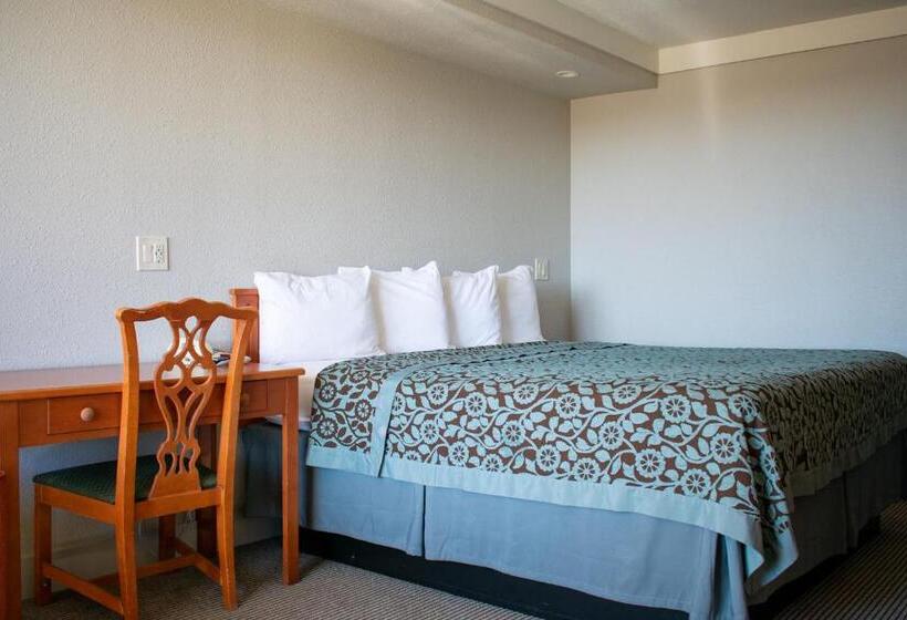 هتل Days Inn By Wyndham Hillsboro Tx