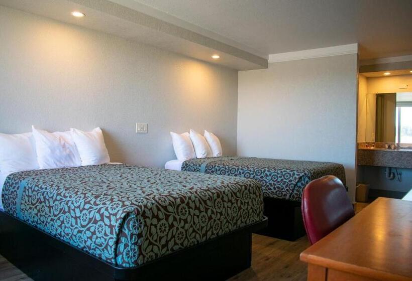 هتل Days Inn By Wyndham Hillsboro Tx