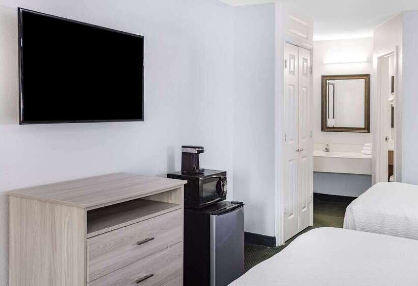 Hotel Days Inn & Suites By Wyndham Williamsburg Colonial