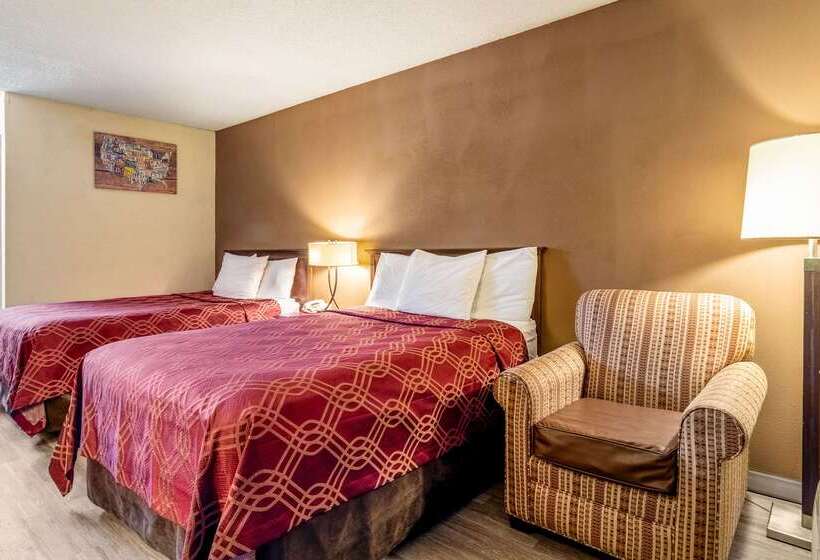 בית מלון כפרי Econo Lodge