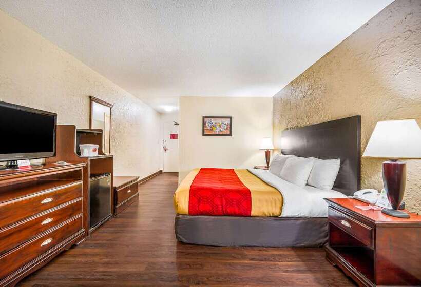 فندق Econo Lodge Corinth