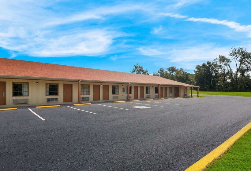 בית מלון כפרי Econo Lodge Cornersville