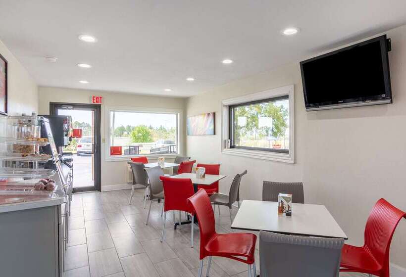 فندق Econo Lodge