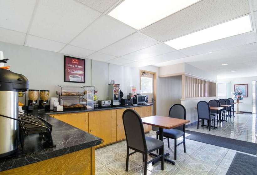 هتل Econo Lodge