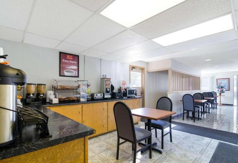 هتل Econo Lodge