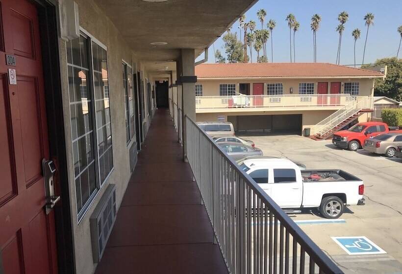 هتل Economy Inn Lax Inglewood