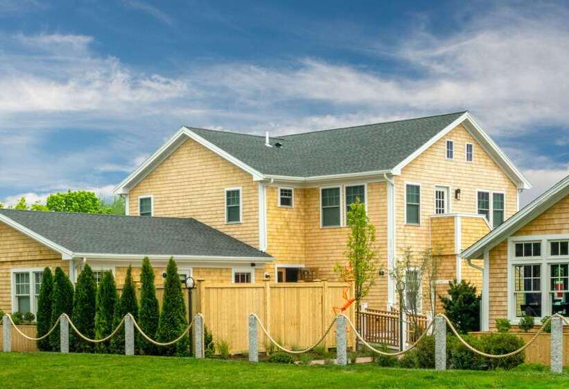 Edgar Hotel Martha S Vineyard, Ascend Hotel Collection