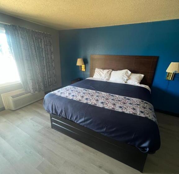 هتل Executive Inn And Suites   Jackson