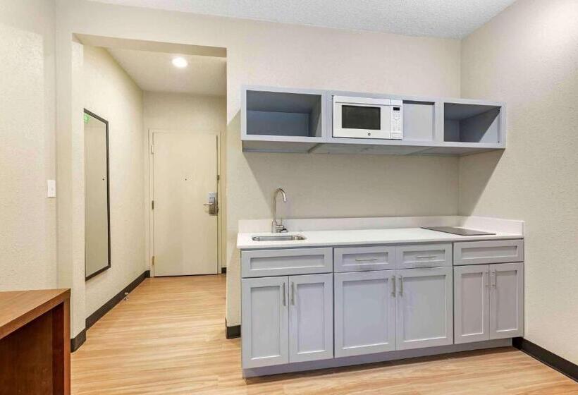 هتل Extended Stay America Suites   Buffalo   Airport