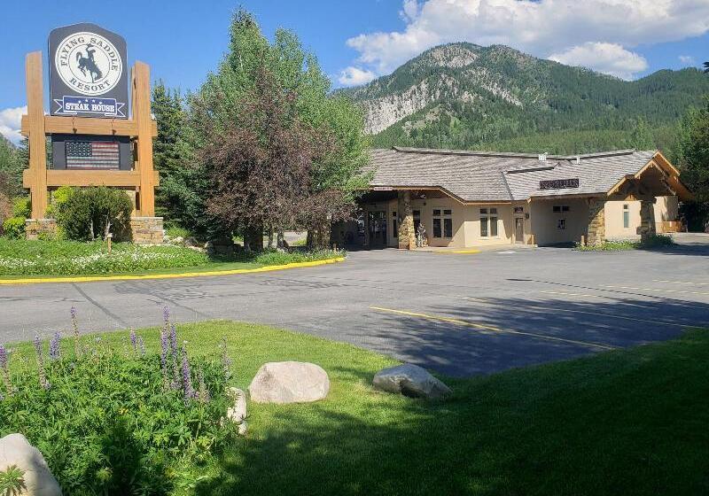 فندق Flying Saddle Resort And Steak House