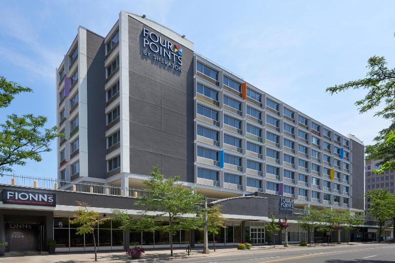 هتل Four Points By Sheraton Windsor Downtown