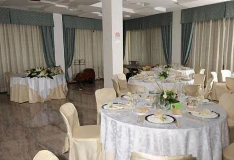 Grand Hotel De Rose