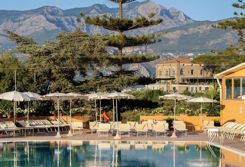 Grand Hotel Vesuvio