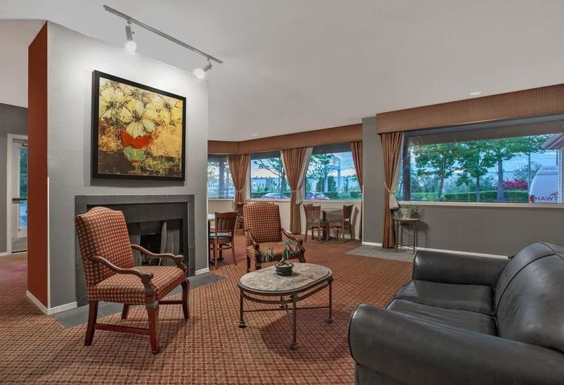 Отель Hawthorn Suites By Wyndham Kent/seatac Airport