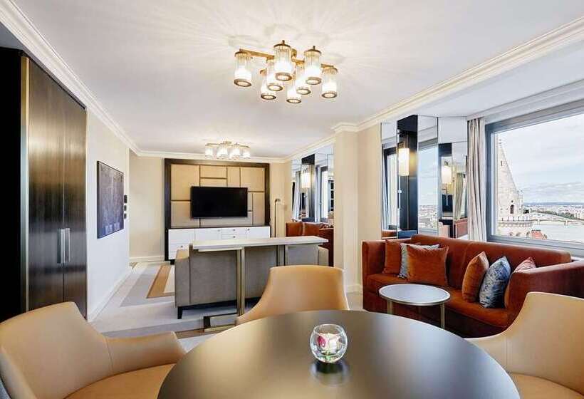 هتل Hilton Budapest