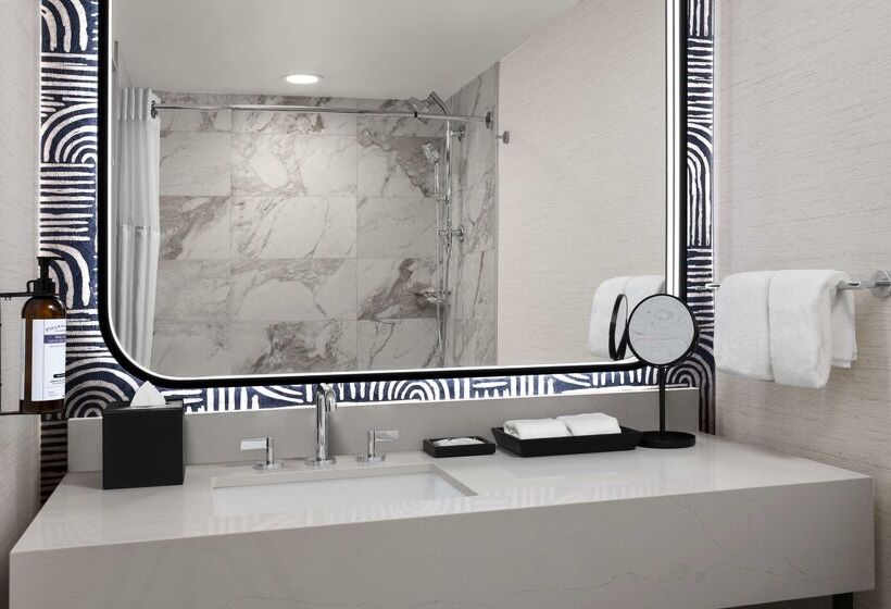 هتل Hyatt Regency Irvine