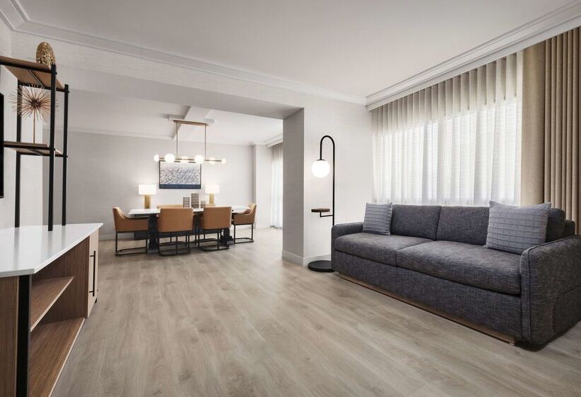 هتل Hyatt Regency Irvine