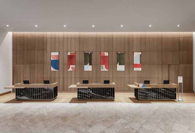 هتل Hyatt Regency Irvine