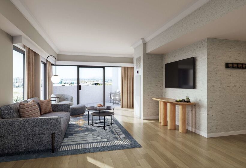 هتل Hyatt Regency Irvine