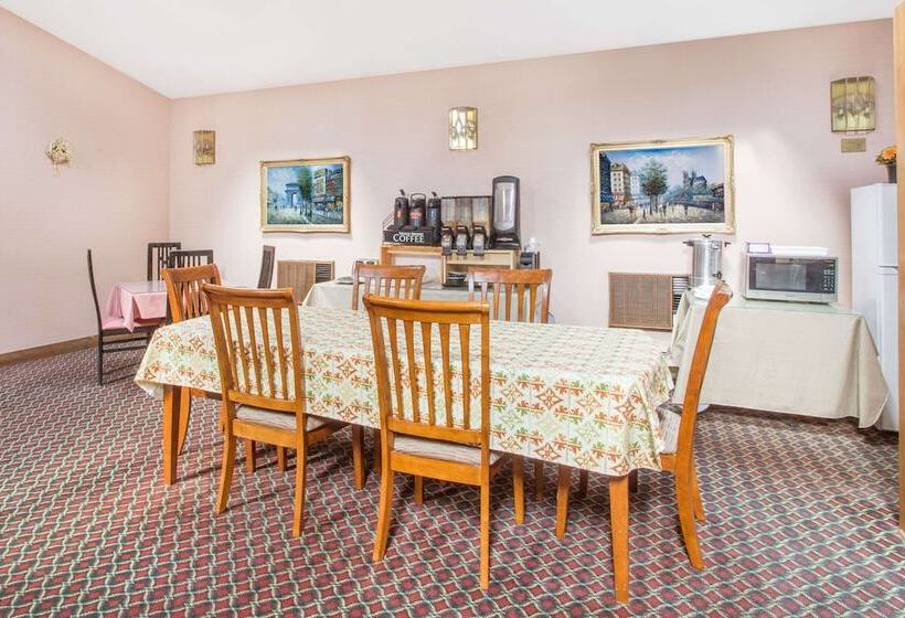 ホテル Knights Inn Endwell