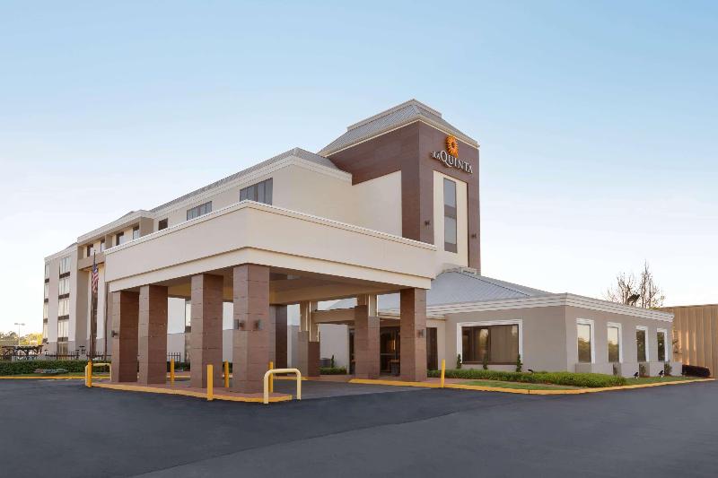 هتل La Quinta Inn & Suites By Wyndham Dothan