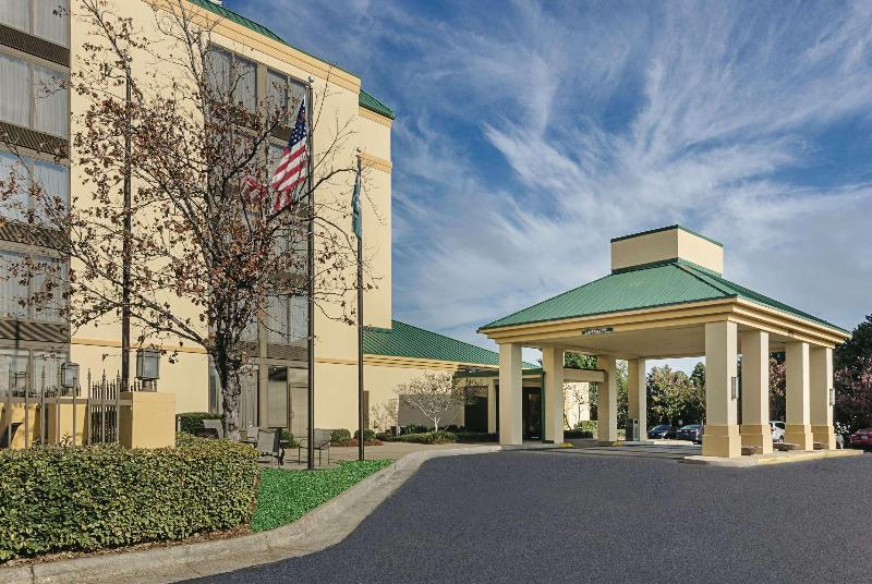 هتل La Quinta Inn & Suites By Wyndham Dothan