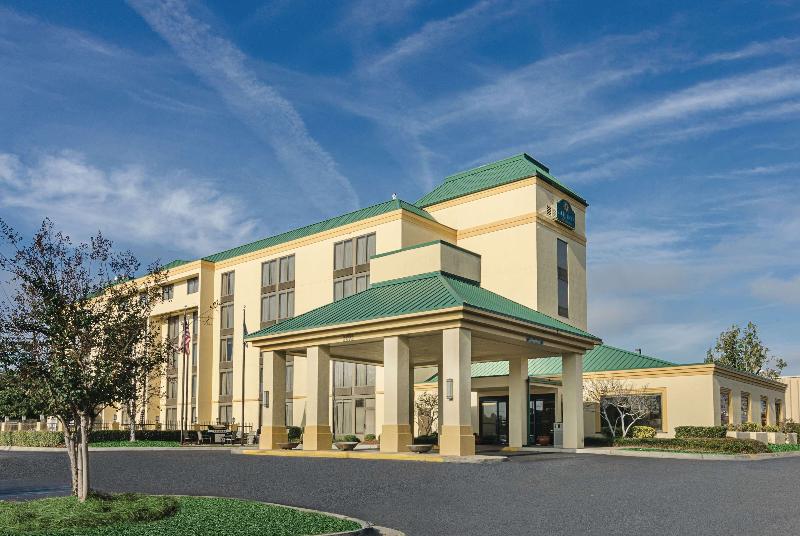 هتل La Quinta Inn & Suites By Wyndham Dothan