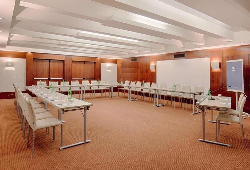 Fotos del hotel Nh Firenze:  103