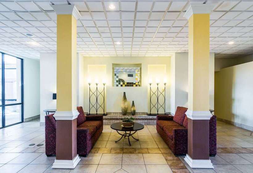 هتل Quality Inn