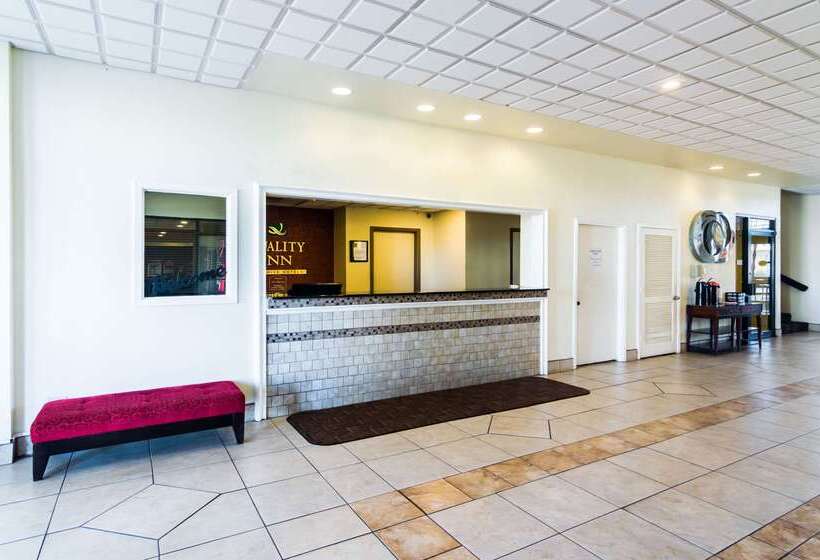 هتل Quality Inn